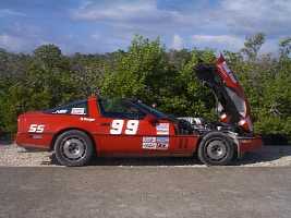 Steve Burger's Vette, Flying Turtle free for two events in a row now.